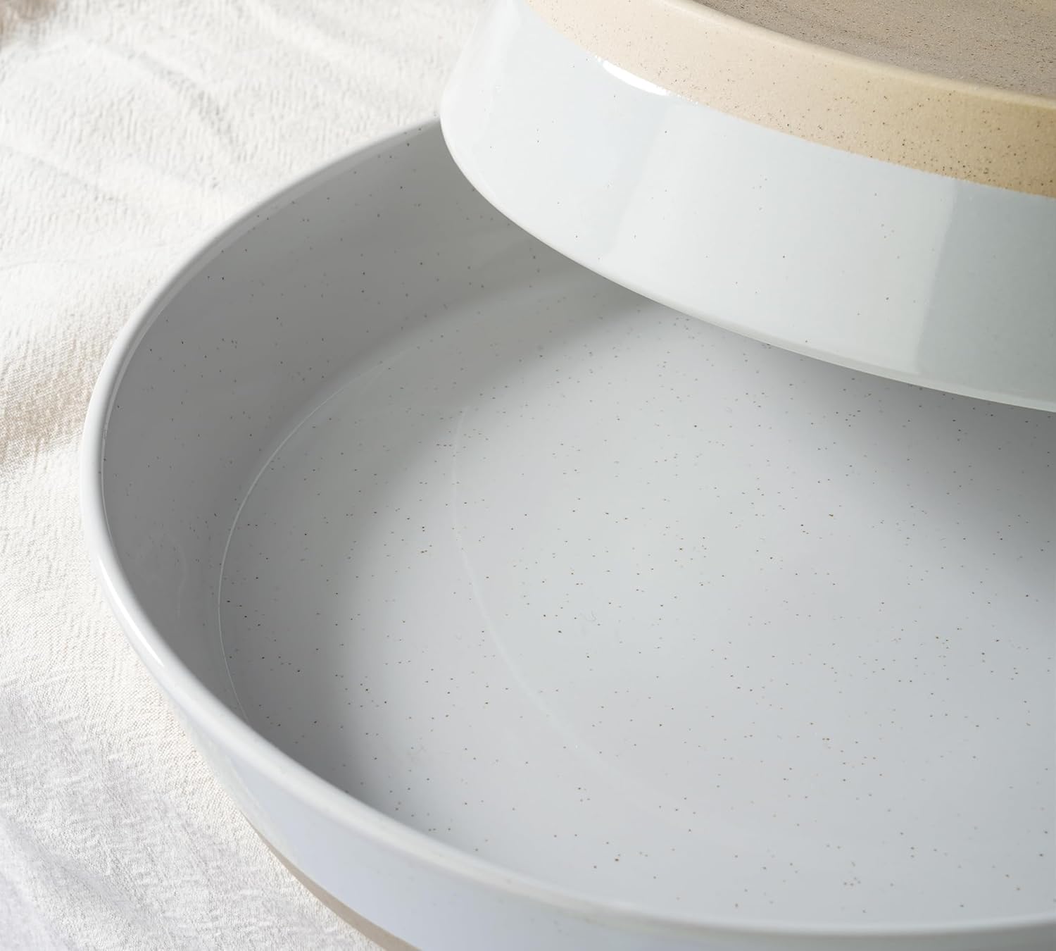 famiware Saturn 4 Pieces Pasta Bowls Set, 8.75 inch Salad Bowls, Stackable, Large Capacity, Perfect for Your Friend for Housewarming, Thanksgiving, Chromatic - Image 7