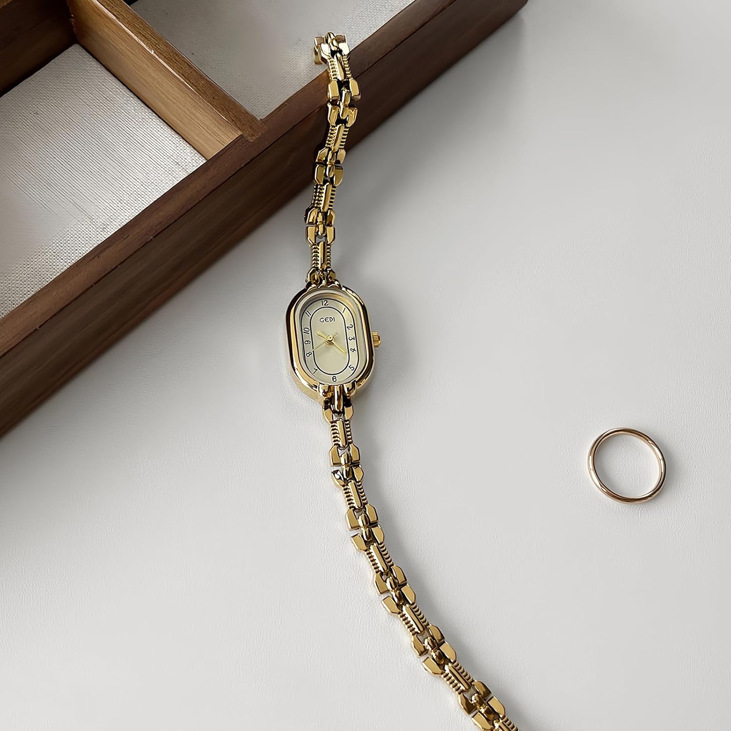 FANMIS Women's Vintage Oval Watches Luxury Minimalism Bracelet Small Gold Watch Ladies Analog Waterproof Watch Fashion Bangle Bracelet Dress Watch with Stainless Steel Band - Image 7