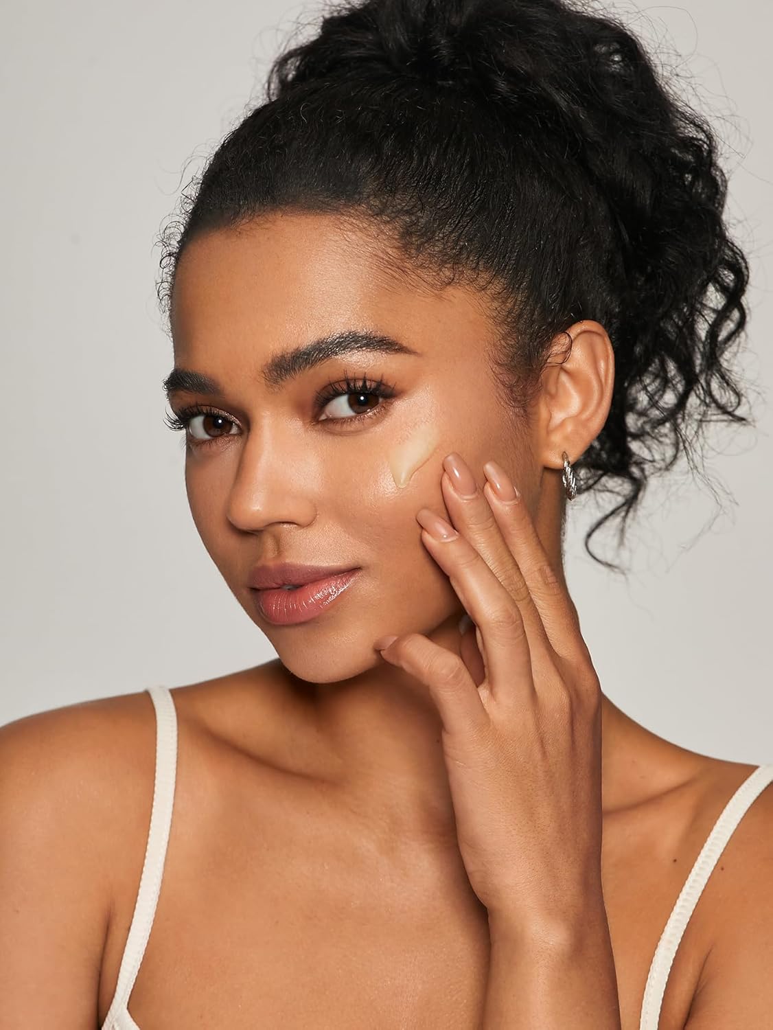 SHEGLAM Good Grip Hydrating Primer Oil Control Moisturizing Primer Gel Smooth Fine Lines Oil And Silicone-Free Face Primer-Green - Image 8