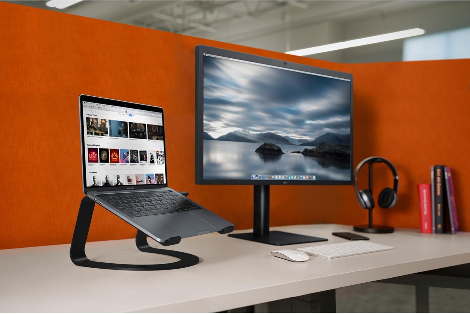 Twelve South Curve for MacBooks and Laptops | Ergonomic desktop cooling stand for home or office (matte black) - Image 4