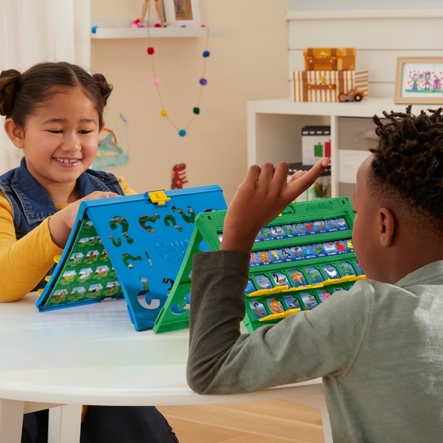Hasbro Gaming Guess Who? Animal Friends Game | 2 Double-Sided Animal Sheets | 2-Player Board Games for Kids | Back to School Gifts | Ages 6+ (Amazon Exclusive) - Image 6