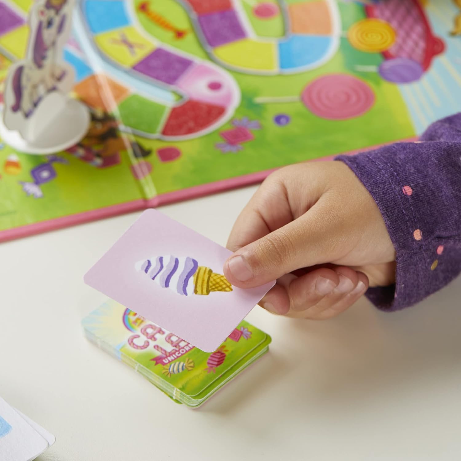 Hasbro Gaming Candy Land Unicorn Edition Preschool Board Game | Unicorn Games | Easter Gifts for Girls & Boys | 2-4 Players | Ages 3+ (Amazon Exclusive) - Image 6
