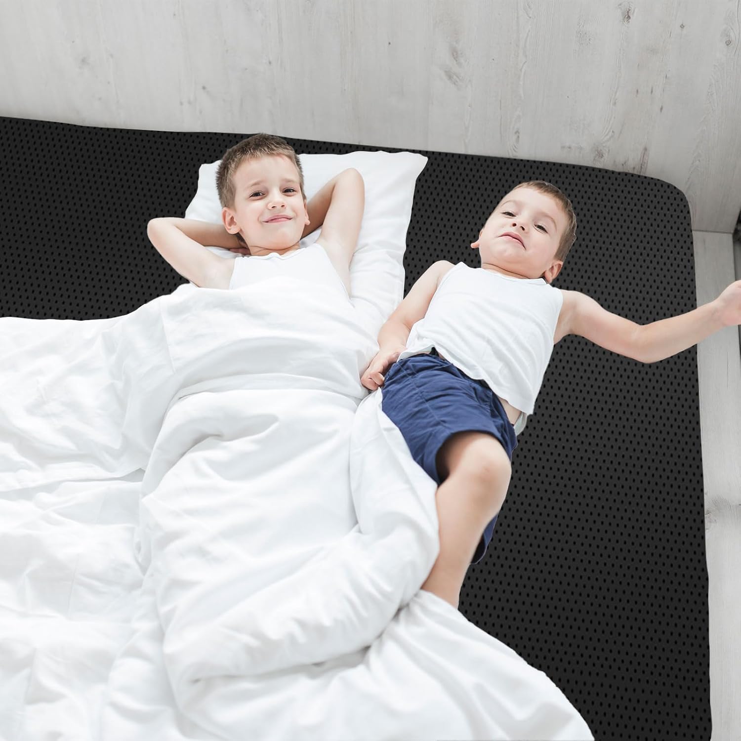 Grounding Mat for Bed (27"x78") – Includes 15ft Grounding Cord, Relieves Stress, Pain, and Anxiety - Image 5