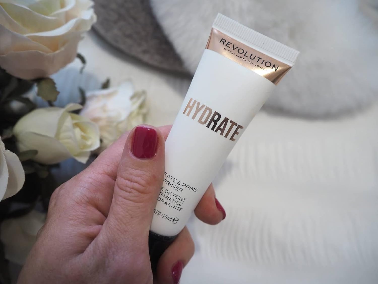 Makeup Revolution Hydrate Primer, Water-Based Primer with Vitamin E & Hyaluronic Acid, Lightweight Formula, Vegan & Cruelty-Free, 0.95 Fl Oz - Image 5