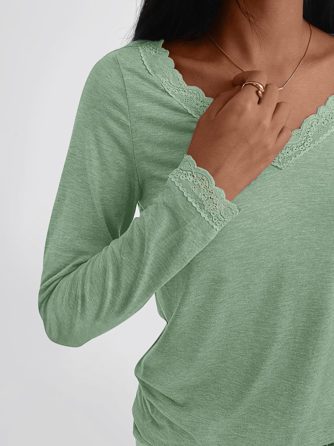 AUTOMET Long Sleeve T Shirts for Women Lace V Neck Casual Cute Tops Loose Fit Fall Winter Basic Clothing - Image 6