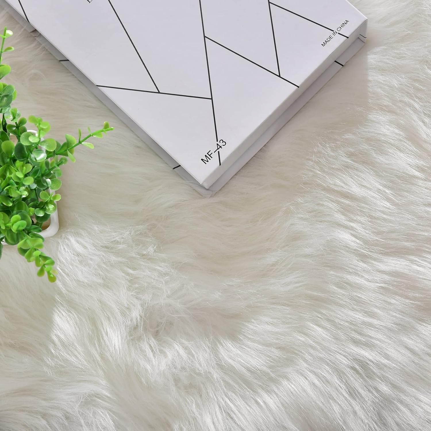 White Faux Sheepskin Fuzzy Fur Rugs for Bedroom Small Machine Washable Fluffy Area Rugs for Living Room 2x4 Shag Nursery Rug - Image 4