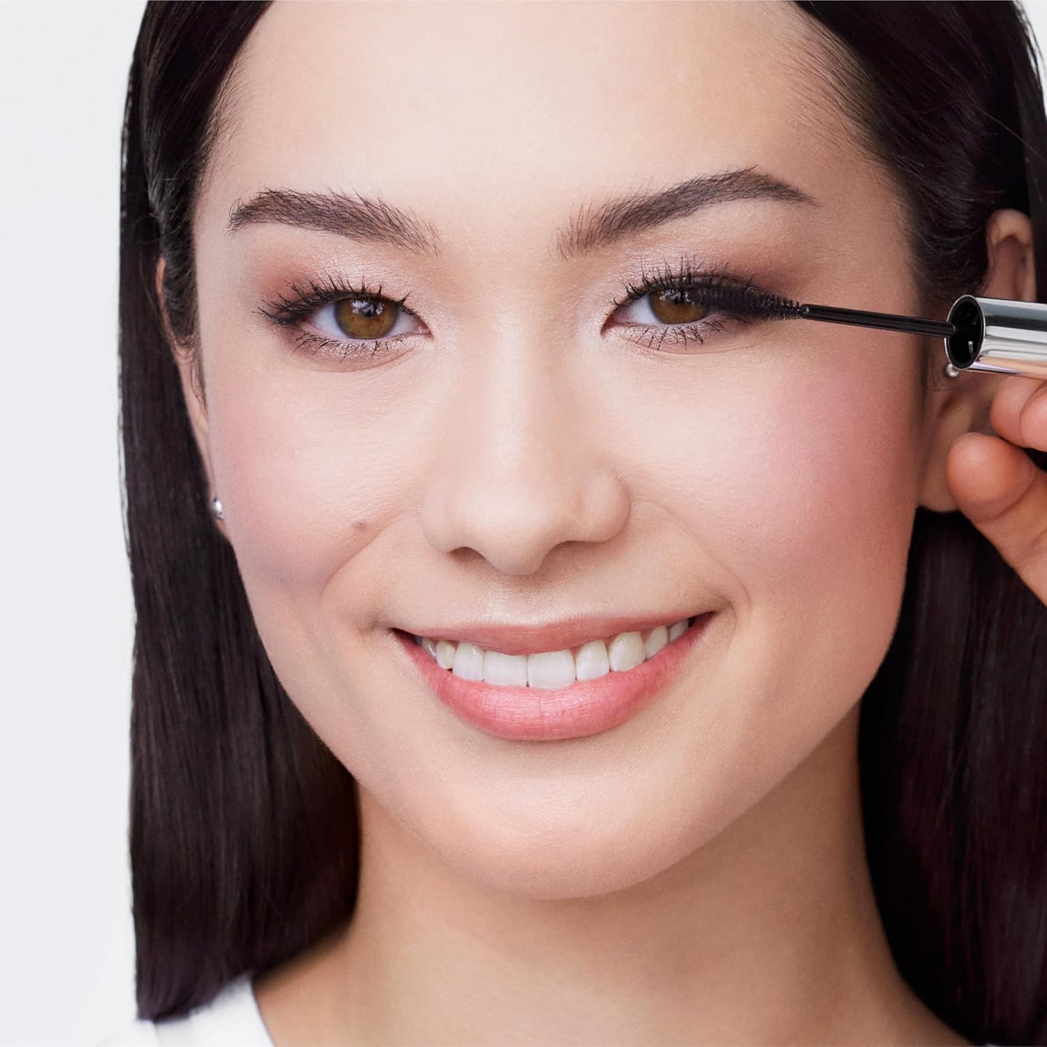 Clinique Lash Power Tubing Mascara Long-Wearing Formula | Lengthening, Smudge-Proof + Safe for Sensitive Eyes - Image 5