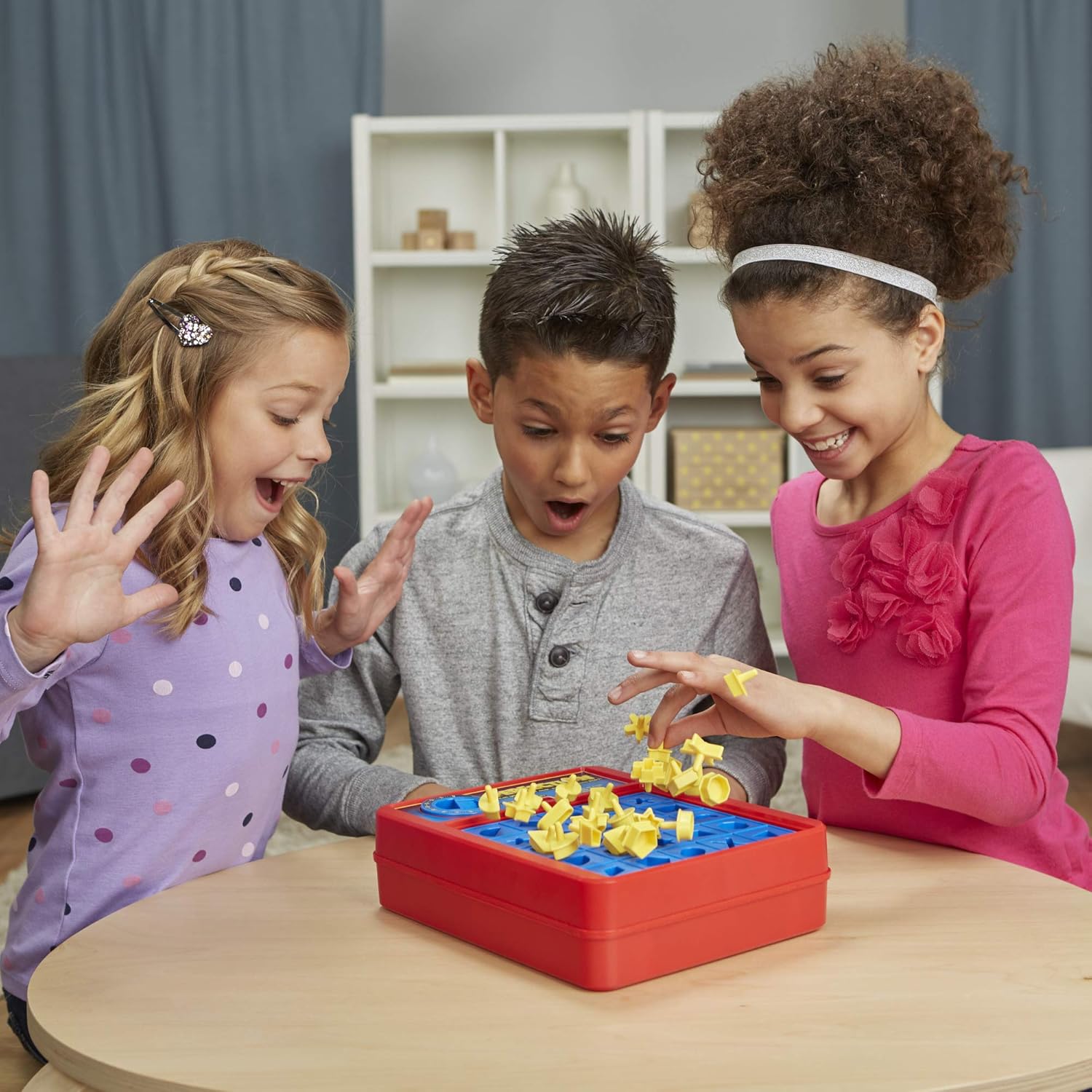 Hasbro Gaming Perfection Game for Preschoolers and Kids Ages 5 and Up, Popping Shapes and Pieces, Preschool Board Games for 1 or More Players - Image 7